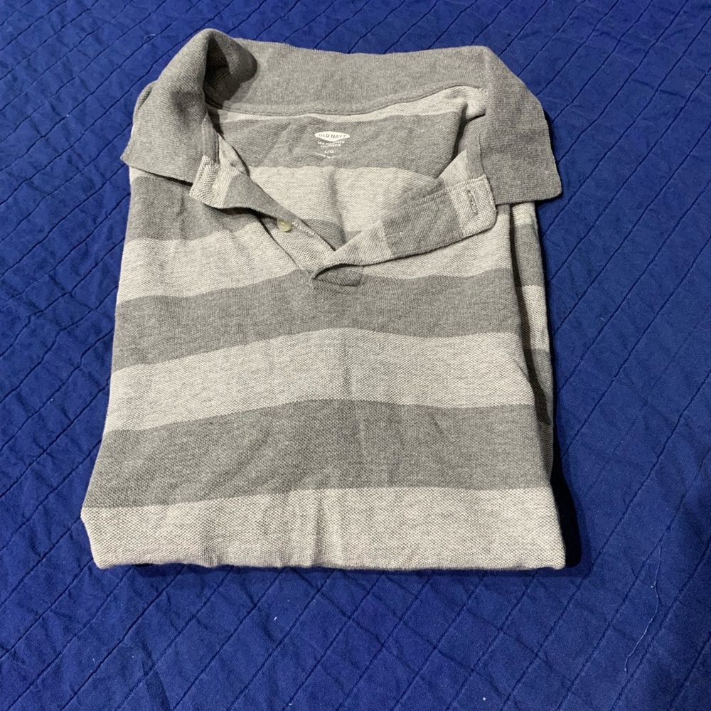 Old Navy Men’s polo shirt